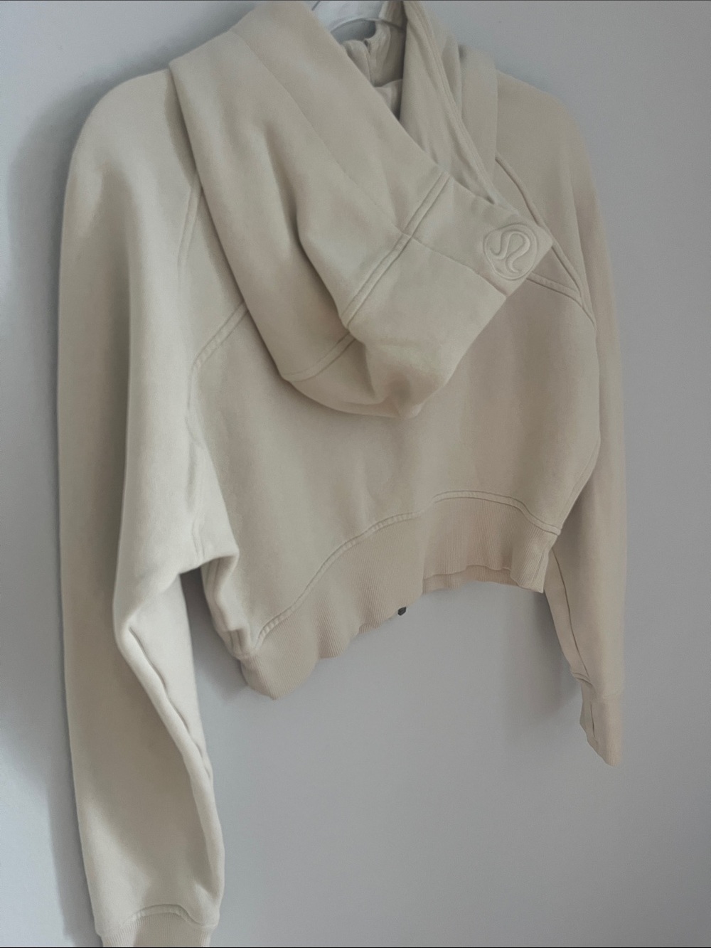 Lululemon Scuba Full-Zip Cropped Hoodie - Picture 11 of 12